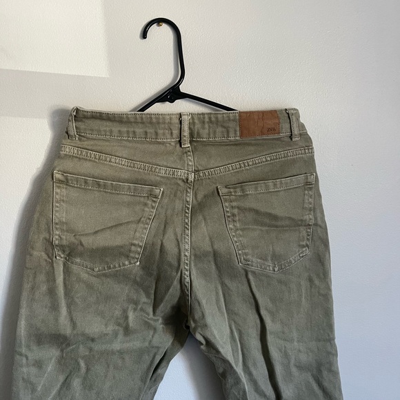 Zara High Rise Ankle Jeans - Picture 3 of 3